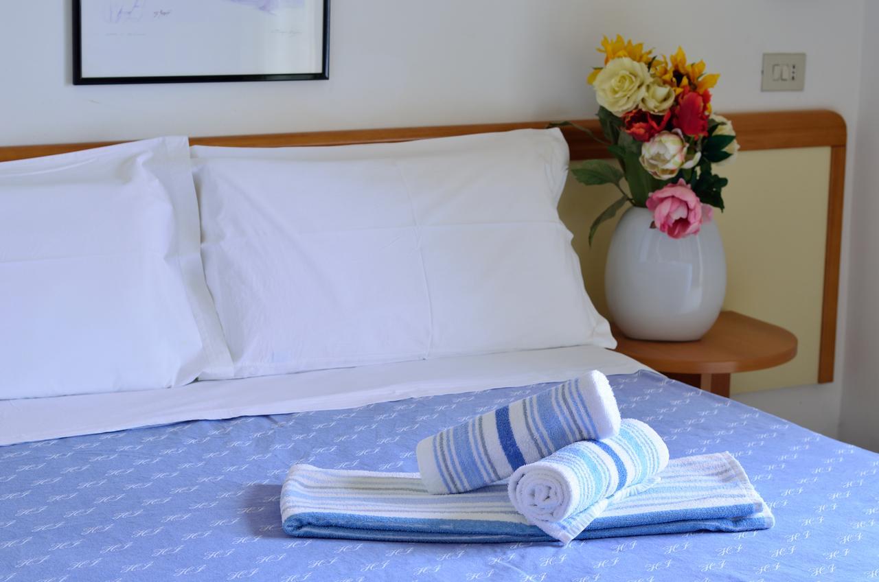 Hotel Man 丽都迪萨维奥 外观 照片