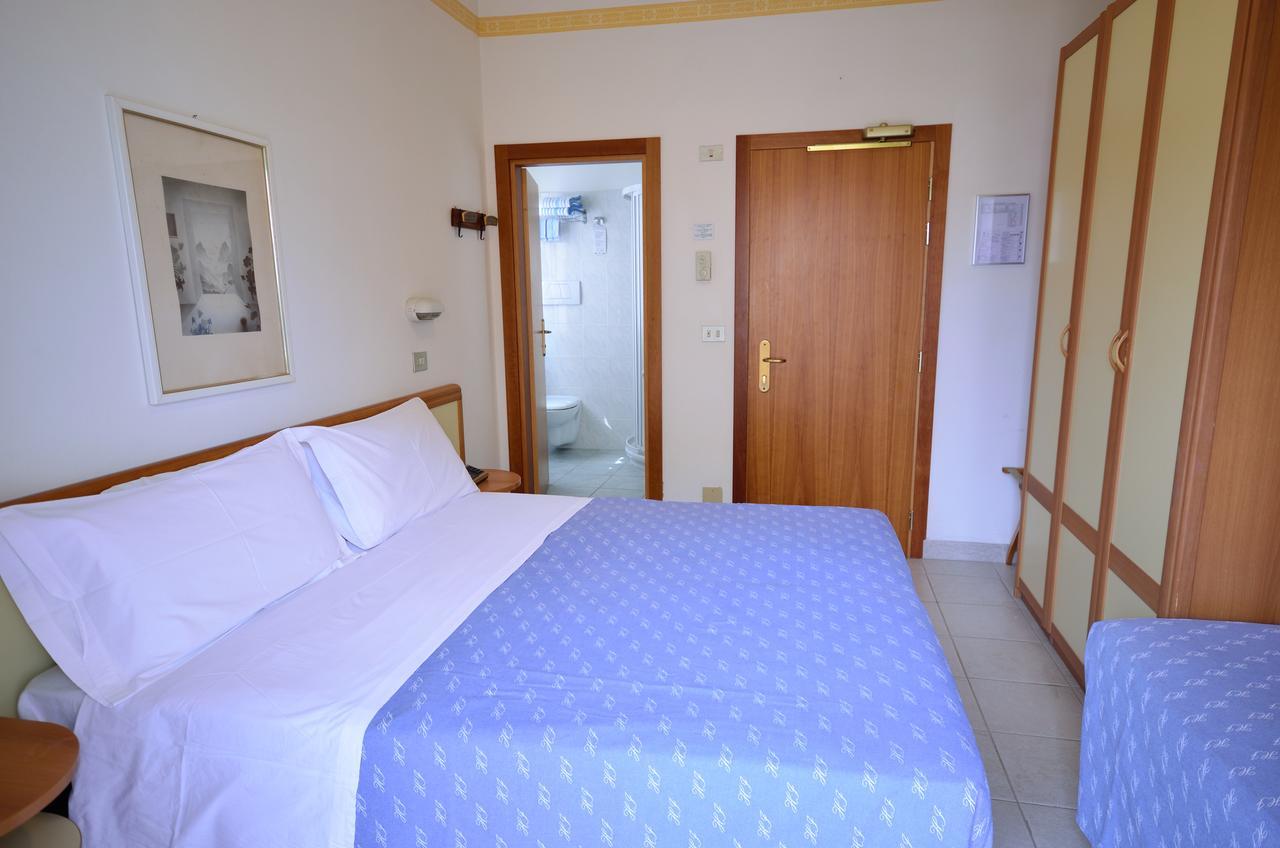 Hotel Man 丽都迪萨维奥 外观 照片